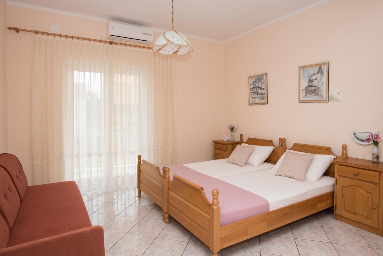 Topic Apartments Vodice Exteriör bild