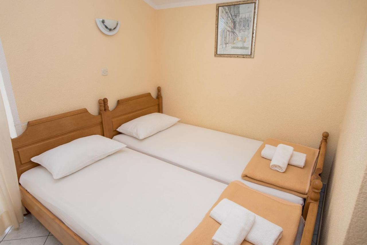Topic Apartments Vodice Exteriör bild