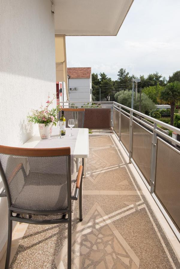 Topic Apartments Vodice Exteriör bild