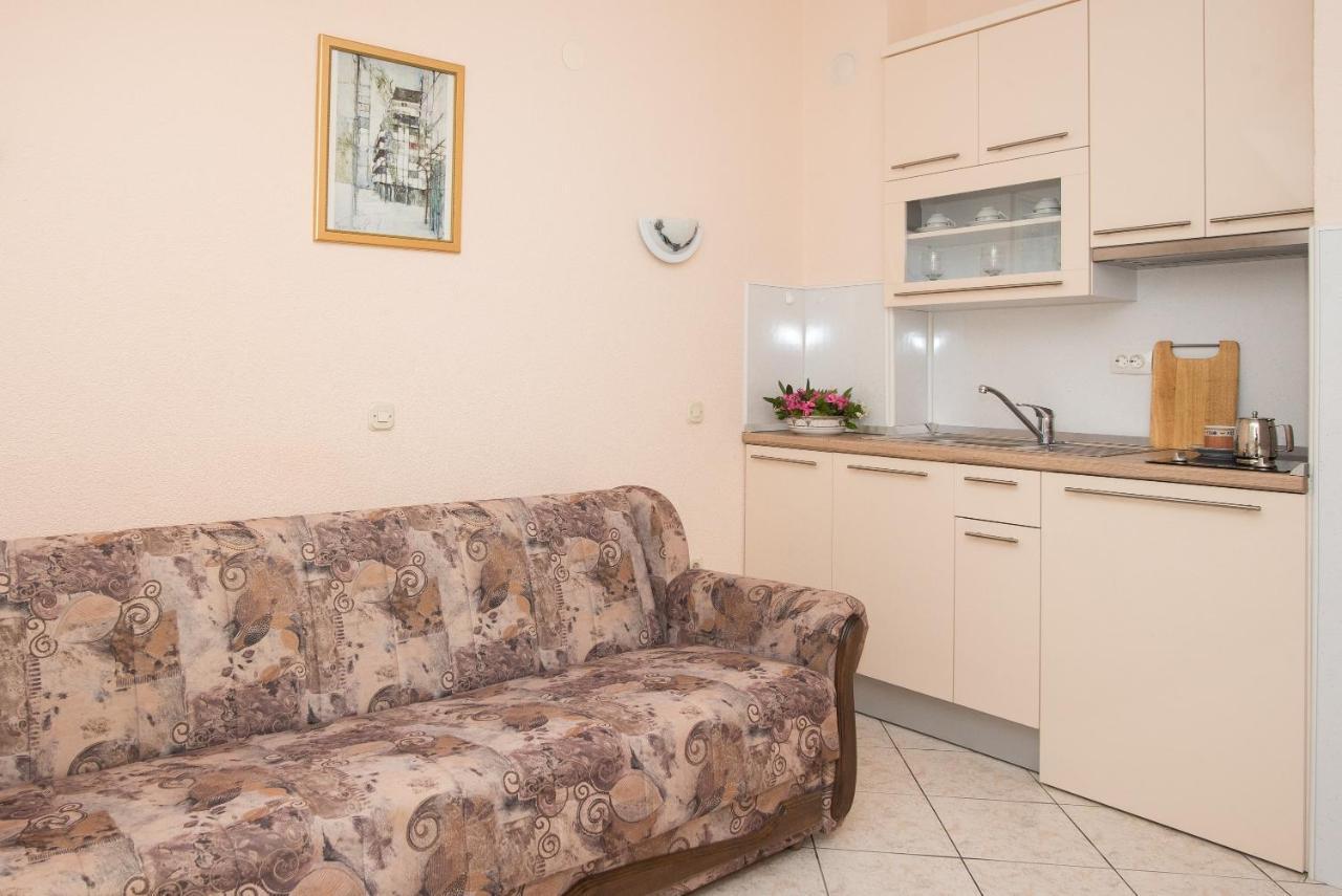 Topic Apartments Vodice Exteriör bild
