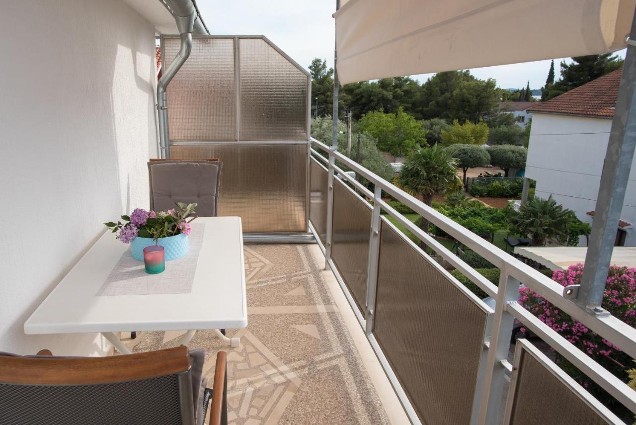 Topic Apartments Vodice Exteriör bild