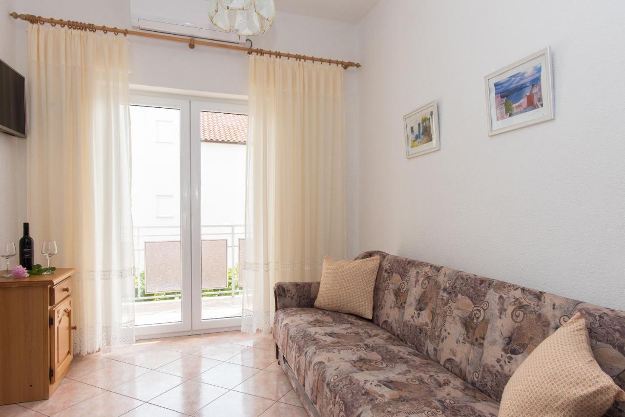 Topic Apartments Vodice Exteriör bild