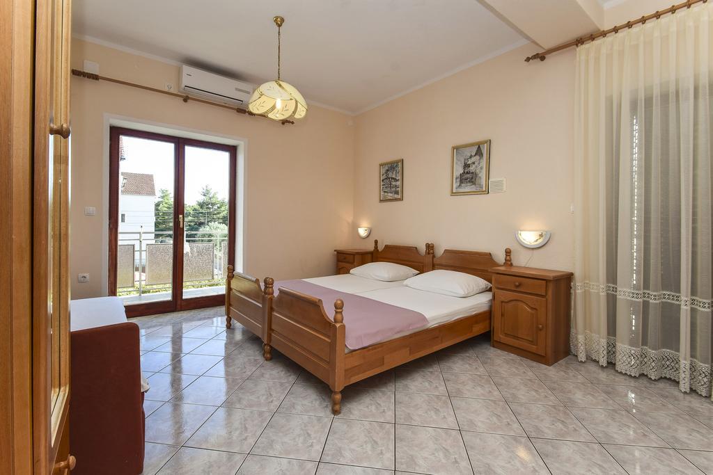 Topic Apartments Vodice Exteriör bild